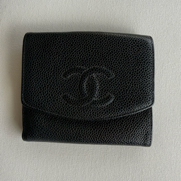 Chanel Caviar bifold Black Leather Wallet - Picture 1 of 16